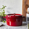 La Cocotte, Cocotte rotonda - 24 cm, ciliegia, small 2