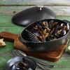 Specialities, 2 l cast iron oval Mussel pot, black, small 3