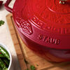 La Cocotte, 4.8 l cast iron round Essential French Oven with Snake Lid, cherry, small 7